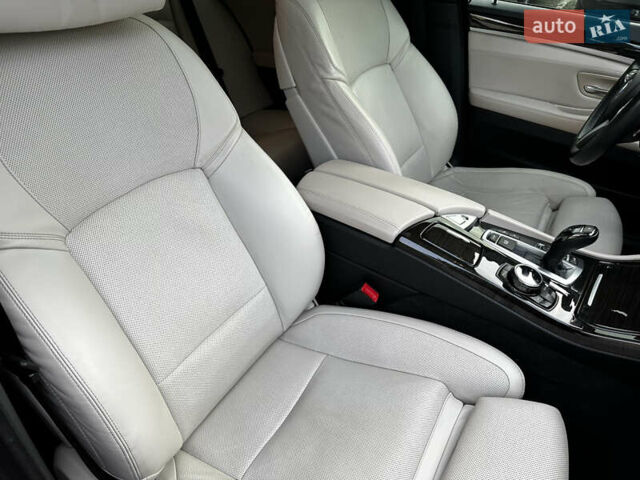 Серый БМВ 5 Серия, объемом двигателя 3 л и пробегом 65 тыс. км за 25500 $, фото 14 на Automoto.ua