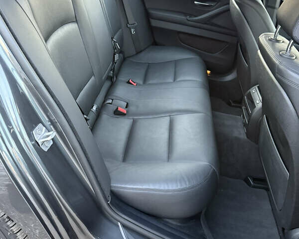 Сірий БМВ 5 Серія, об'ємом двигуна 2 л та пробігом 160 тис. км за 13900 $, фото 30 на Automoto.ua