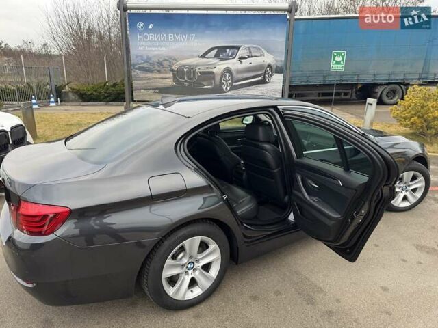Серый БМВ 5 Серия, объемом двигателя 2 л и пробегом 192 тыс. км за 24500 $, фото 23 на Automoto.ua