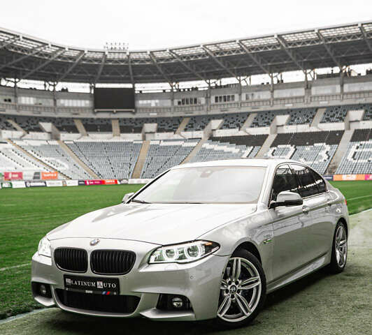 Серый БМВ 5 Серия, объемом двигателя 4.39 л и пробегом 111 тыс. км за 26500 $, фото 3 на Automoto.ua