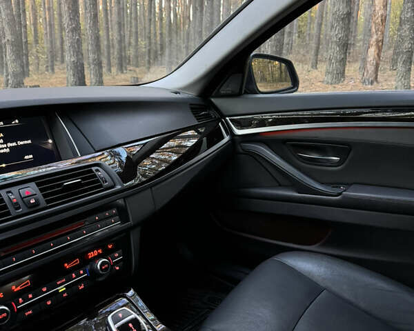 Серый БМВ 5 Серия, объемом двигателя 3 л и пробегом 177 тыс. км за 17500 $, фото 18 на Automoto.ua