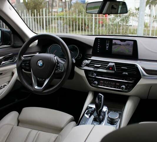 Серый БМВ 5 Серия, объемом двигателя 2.99 л и пробегом 138 тыс. км за 34500 $, фото 23 на Automoto.ua