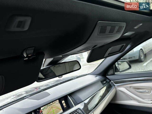 Серый БМВ 5 Серия, объемом двигателя 3 л и пробегом 65 тыс. км за 25500 $, фото 13 на Automoto.ua