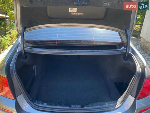 Серый БМВ 5 Серия, объемом двигателя 2.98 л и пробегом 161 тыс. км за 19500 $, фото 9 на Automoto.ua