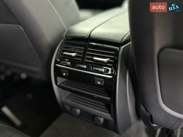 Серый БМВ 5 Серия, объемом двигателя 2 л и пробегом 89 тыс. км за 39500 $, фото 11 на Automoto.ua