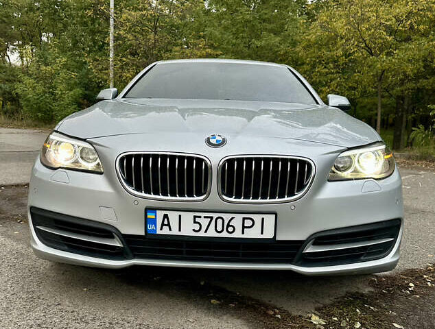 Серый БМВ 5 Серия, объемом двигателя 3 л и пробегом 185 тыс. км за 15000 $, фото 10 на Automoto.ua