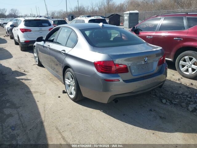 Серый БМВ 5 Серия, объемом двигателя 3 л и пробегом 350 тыс. км за 11500 $, фото 3 на Automoto.ua