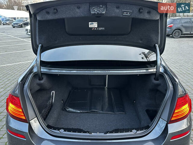 Серый БМВ 5 Серия, объемом двигателя 3 л и пробегом 65 тыс. км за 25500 $, фото 67 на Automoto.ua