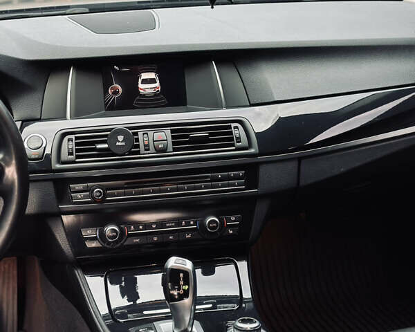 Сірий БМВ 5 Серія, об'ємом двигуна 2 л та пробігом 199 тис. км за 18500 $, фото 15 на Automoto.ua