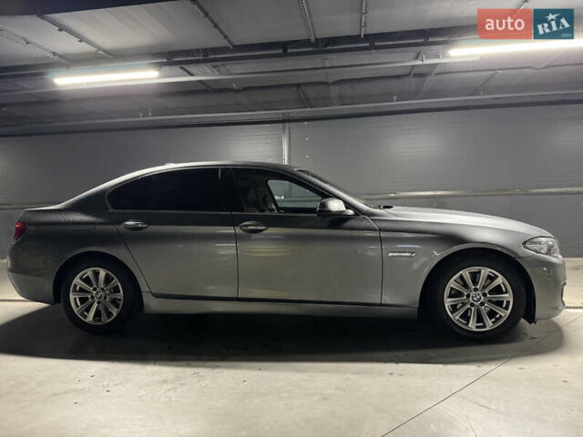 БМВ 5 Серия 2016 в Киеве на Automoto.ua Серый БМВ 5 Серия, объемом двигателя 2 л и пробегом 209 тыс. км за 16500 $, фото 5 на Automoto.ua