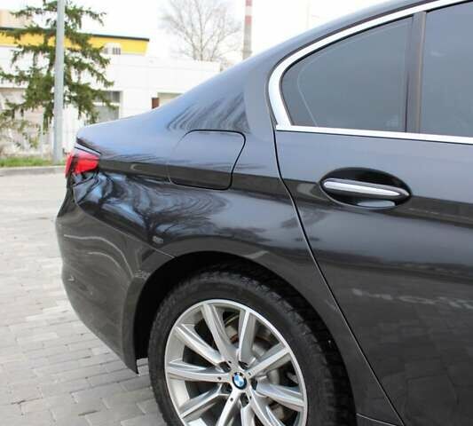 Серый БМВ 5 Серия, объемом двигателя 2.99 л и пробегом 138 тыс. км за 34500 $, фото 8 на Automoto.ua