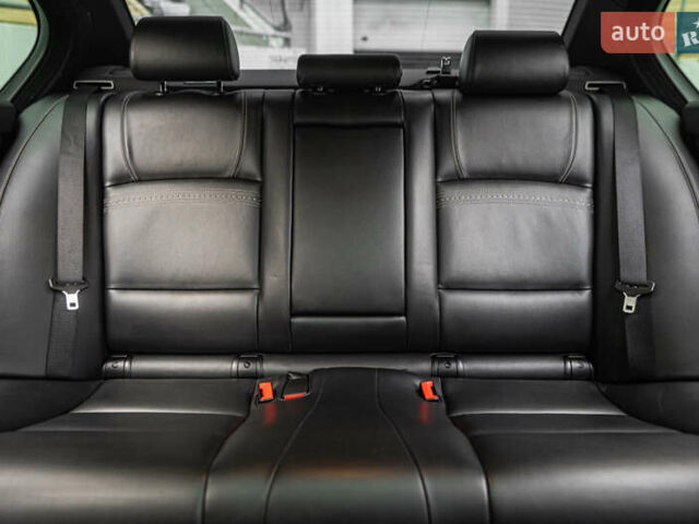 Серый БМВ 5 Серия, объемом двигателя 4.39 л и пробегом 111 тыс. км за 26500 $, фото 58 на Automoto.ua