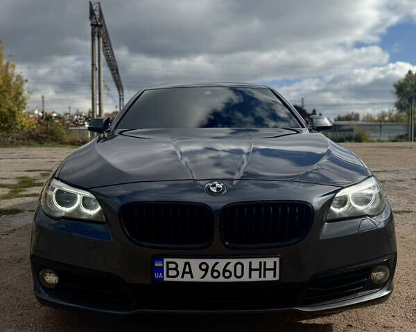 Сірий БМВ 5 Серія, об'ємом двигуна 3 л та пробігом 71 тис. км за 18999 $, фото 10 на Automoto.ua