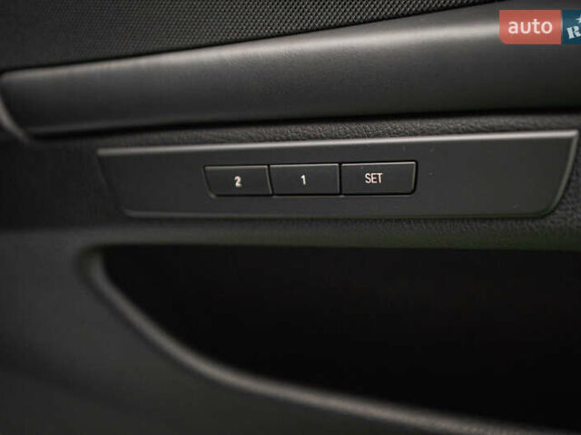 Серый БМВ 5 Серия, объемом двигателя 4.39 л и пробегом 111 тыс. км за 26500 $, фото 18 на Automoto.ua