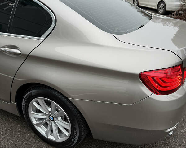 Сірий БМВ 5 Серія, об'ємом двигуна 2 л та пробігом 147 тис. км за 14500 $, фото 18 на Automoto.ua