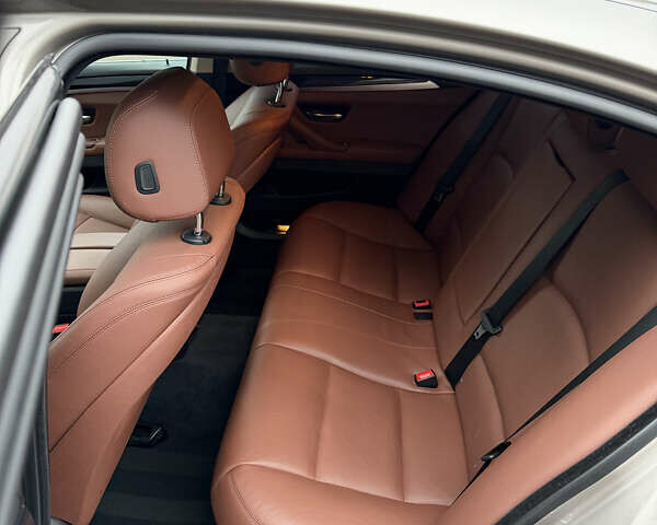 Сірий БМВ 5 Серія, об'ємом двигуна 2 л та пробігом 147 тис. км за 14500 $, фото 38 на Automoto.ua