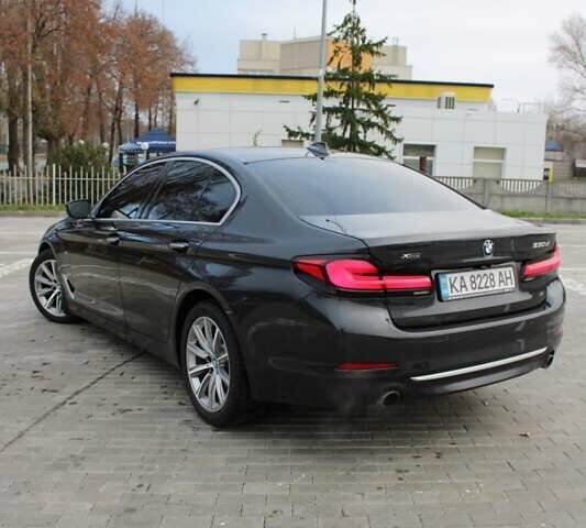 Серый БМВ 5 Серия, объемом двигателя 2.99 л и пробегом 138 тыс. км за 34500 $, фото 16 на Automoto.ua