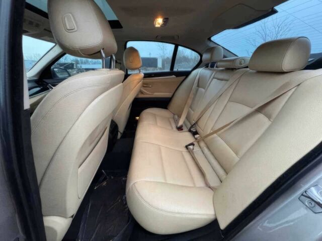 Сірий БМВ 5 Серія, об'ємом двигуна 2 л та пробігом 76 тис. км за 10800 $, фото 11 на Automoto.ua