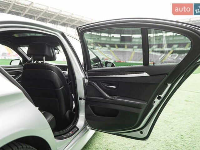 Серый БМВ 5 Серия, объемом двигателя 4.39 л и пробегом 111 тыс. км за 26500 $, фото 22 на Automoto.ua