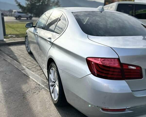 Серый БМВ 5 Серия, объемом двигателя 2 л и пробегом 182 тыс. км за 19999 $, фото 6 на Automoto.ua