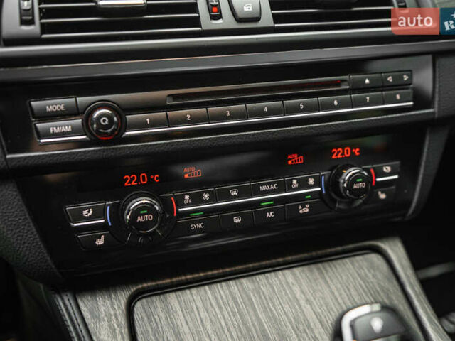 Серый БМВ 5 Серия, объемом двигателя 4.39 л и пробегом 111 тыс. км за 26500 $, фото 39 на Automoto.ua