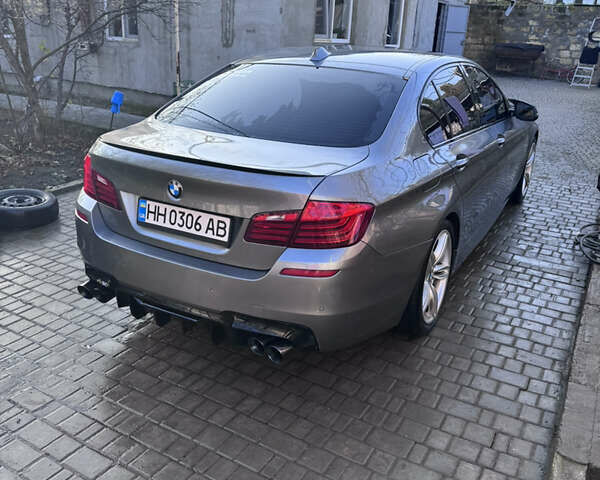 Серый БМВ 5 Серия, объемом двигателя 2.98 л и пробегом 161 тыс. км за 19500 $, фото 3 на Automoto.ua