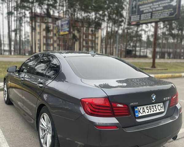 Серый БМВ 5 Серия, объемом двигателя 2.98 л и пробегом 170 тыс. км за 25000 $, фото 2 на Automoto.ua