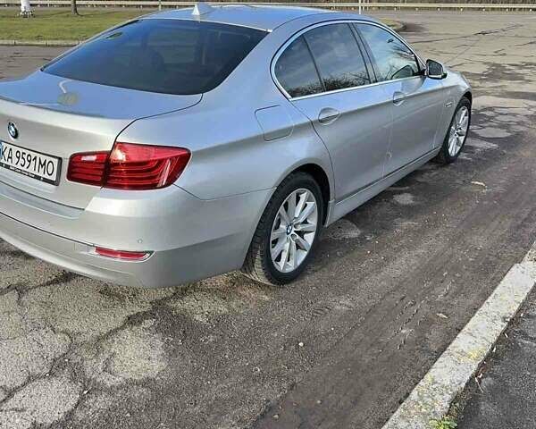 Серый БМВ 5 Серия, объемом двигателя 2 л и пробегом 182 тыс. км за 19999 $, фото 5 на Automoto.ua