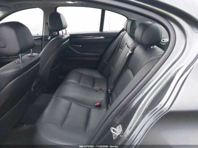 Серый БМВ 5 Серия, объемом двигателя 2 л и пробегом 234 тыс. км за 8500 $, фото 11 на Automoto.ua