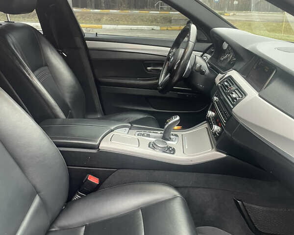 Серый БМВ 5 Серия, объемом двигателя 2.98 л и пробегом 170 тыс. км за 25000 $, фото 14 на Automoto.ua