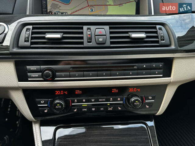 Серый БМВ 5 Серия, объемом двигателя 3 л и пробегом 65 тыс. км за 25500 $, фото 39 на Automoto.ua