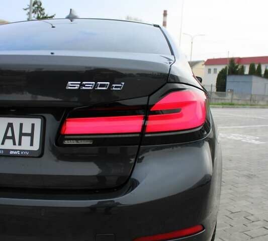 Серый БМВ 5 Серия, объемом двигателя 2.99 л и пробегом 138 тыс. км за 34500 $, фото 26 на Automoto.ua