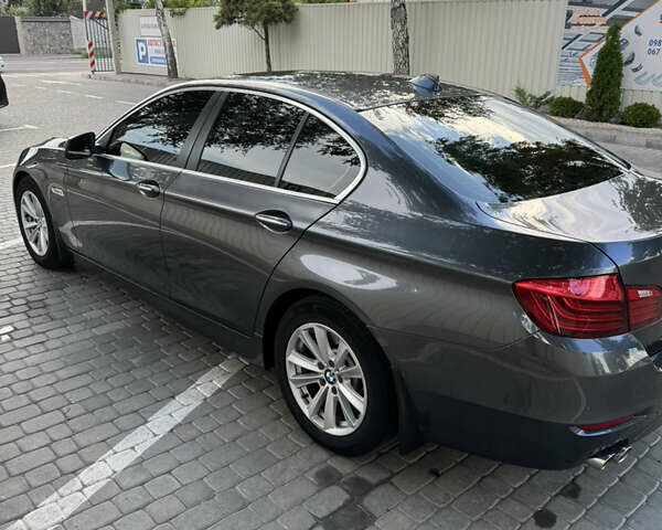 Серый БМВ 5 Серия, объемом двигателя 2 л и пробегом 150 тыс. км за 20000 $, фото 9 на Automoto.ua