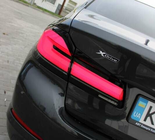 Серый БМВ 5 Серия, объемом двигателя 2.99 л и пробегом 138 тыс. км за 34500 $, фото 14 на Automoto.ua