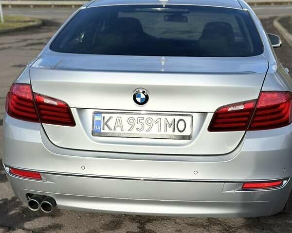 Серый БМВ 5 Серия, объемом двигателя 2 л и пробегом 182 тыс. км за 19999 $, фото 8 на Automoto.ua