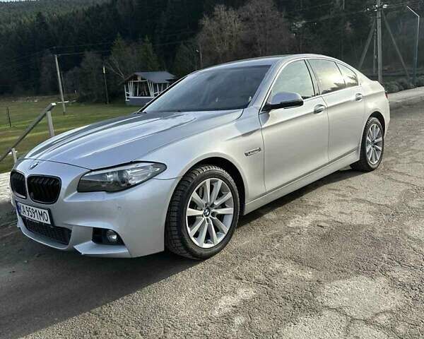 Серый БМВ 5 Серия, объемом двигателя 2 л и пробегом 182 тыс. км за 19999 $, фото 2 на Automoto.ua