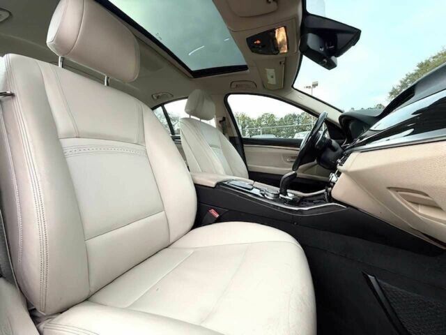 Серый БМВ 5 Серия, объемом двигателя 3 л и пробегом 76 тыс. км за 13000 $, фото 8 на Automoto.ua