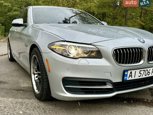 Серый БМВ 5 Серия, объемом двигателя 3 л и пробегом 185 тыс. км за 15000 $, фото 11 на Automoto.ua