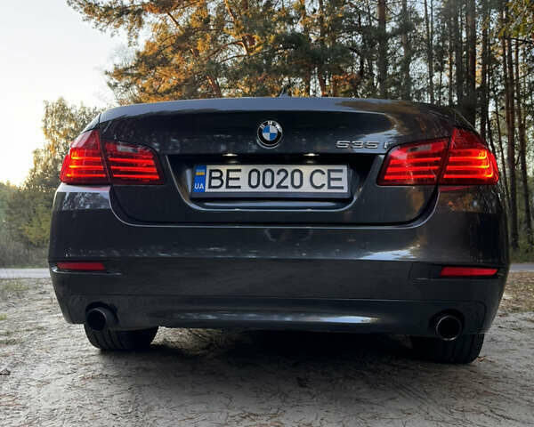 Серый БМВ 5 Серия, объемом двигателя 3 л и пробегом 177 тыс. км за 17500 $, фото 1 на Automoto.ua