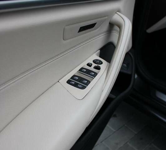 Серый БМВ 5 Серия, объемом двигателя 2.99 л и пробегом 138 тыс. км за 34500 $, фото 34 на Automoto.ua