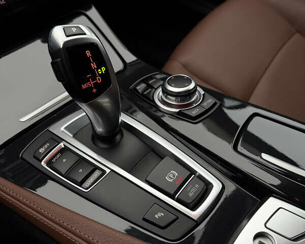 Сірий БМВ 5 Серія, об'ємом двигуна 2 л та пробігом 147 тис. км за 14500 $, фото 61 на Automoto.ua