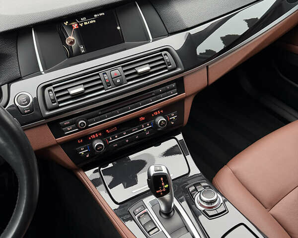 Сірий БМВ 5 Серія, об'ємом двигуна 2 л та пробігом 147 тис. км за 14500 $, фото 58 на Automoto.ua