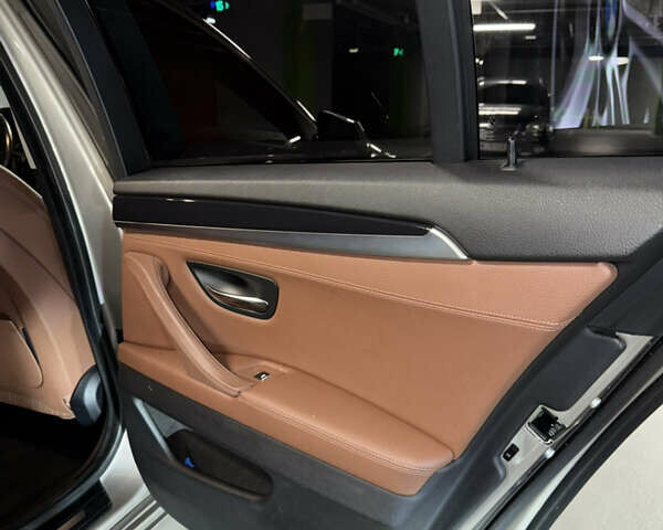 Сірий БМВ 5 Серія, об'ємом двигуна 2 л та пробігом 147 тис. км за 15500 $, фото 12 на Automoto.ua