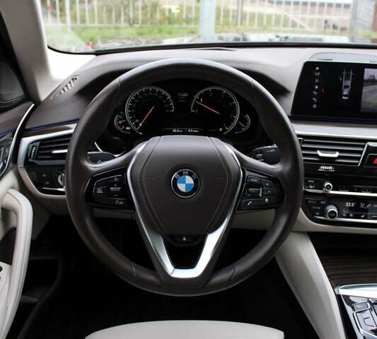 Серый БМВ 5 Серия, объемом двигателя 2.99 л и пробегом 138 тыс. км за 34500 $, фото 24 на Automoto.ua