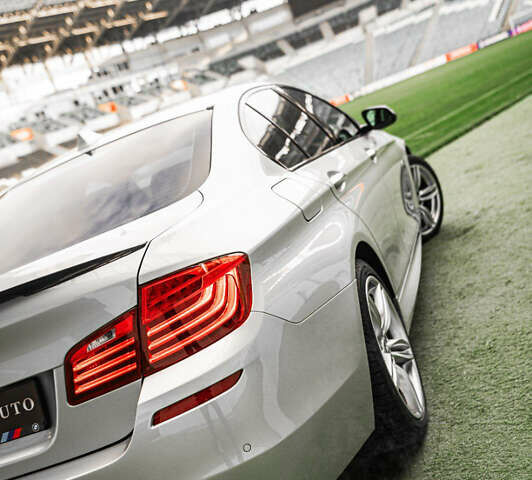 Серый БМВ 5 Серия, объемом двигателя 4.39 л и пробегом 111 тыс. км за 26500 $, фото 14 на Automoto.ua