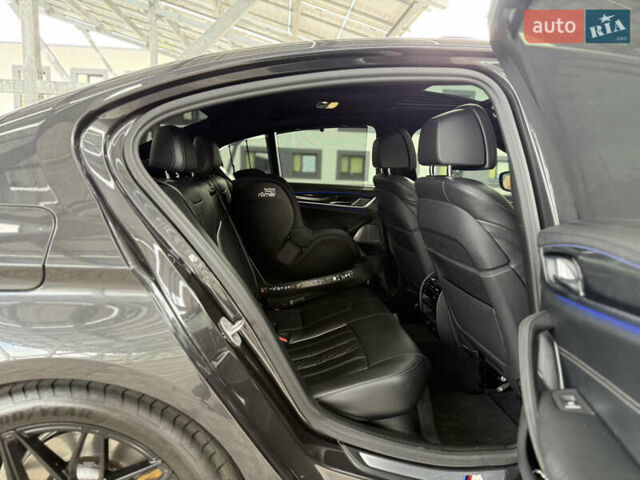 Серый БМВ 5 Серия, объемом двигателя 2 л и пробегом 89 тыс. км за 39500 $, фото 12 на Automoto.ua