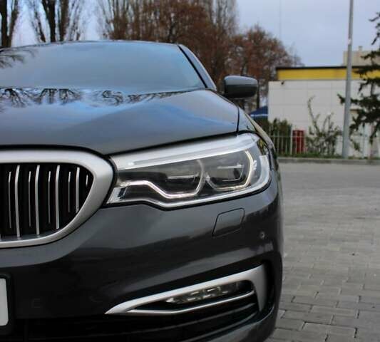 Серый БМВ 5 Серия, объемом двигателя 2.99 л и пробегом 138 тыс. км за 34500 $, фото 3 на Automoto.ua