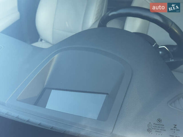 Серый БМВ 5 Серия, объемом двигателя 3 л и пробегом 65 тыс. км за 25500 $, фото 46 на Automoto.ua