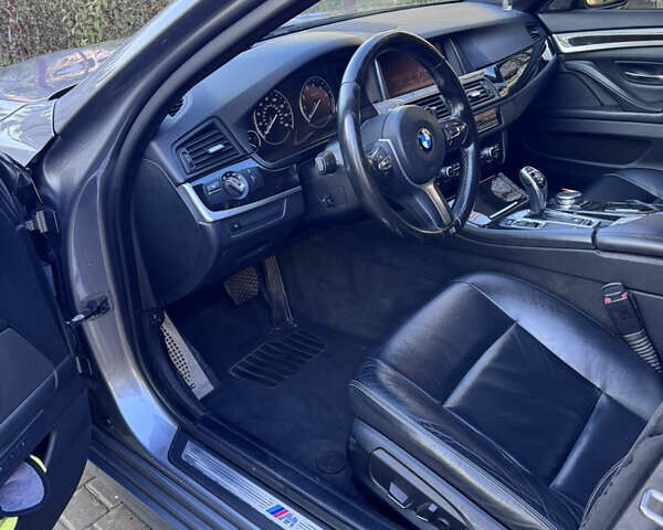 Серый БМВ 5 Серия, объемом двигателя 2.98 л и пробегом 161 тыс. км за 19500 $, фото 5 на Automoto.ua