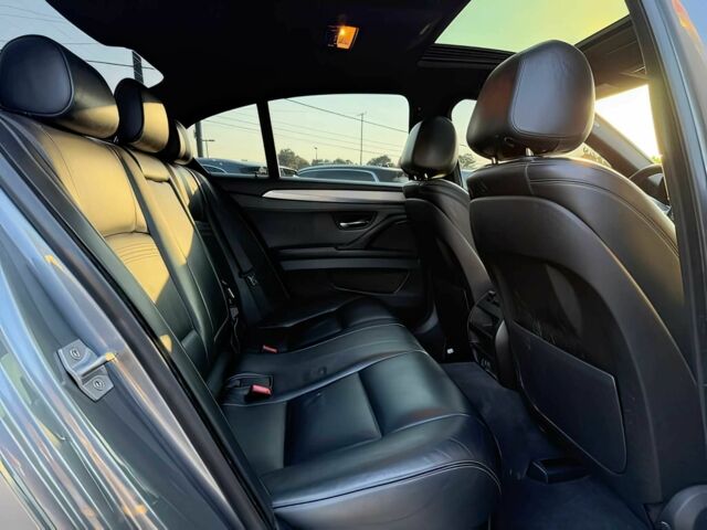 Серый БМВ 5 Серия, объемом двигателя 3 л и пробегом 75 тыс. км за 11500 $, фото 14 на Automoto.ua